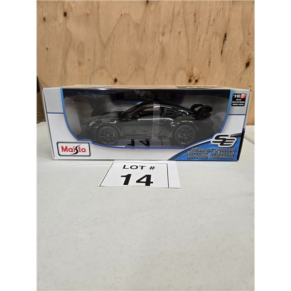 PORSCHE GT CAR 1:18 DIE-CAST MODEL CAR