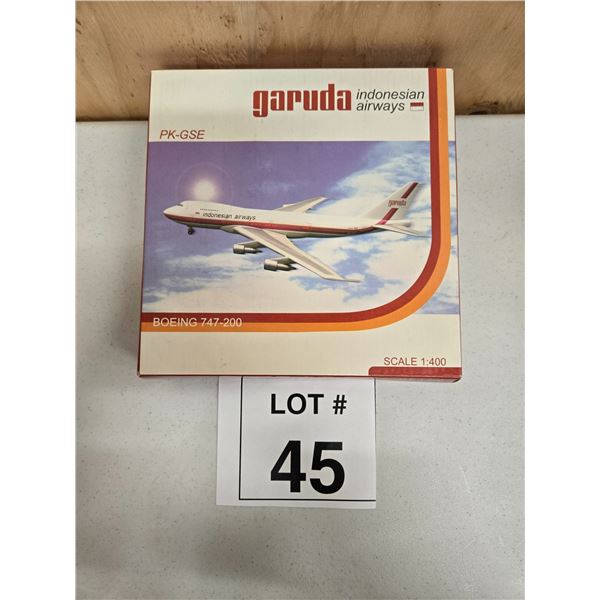 GARUDA INDONESIAN AIRWAYS / BOEING 747-200 (1:400) [DIE-CAST]