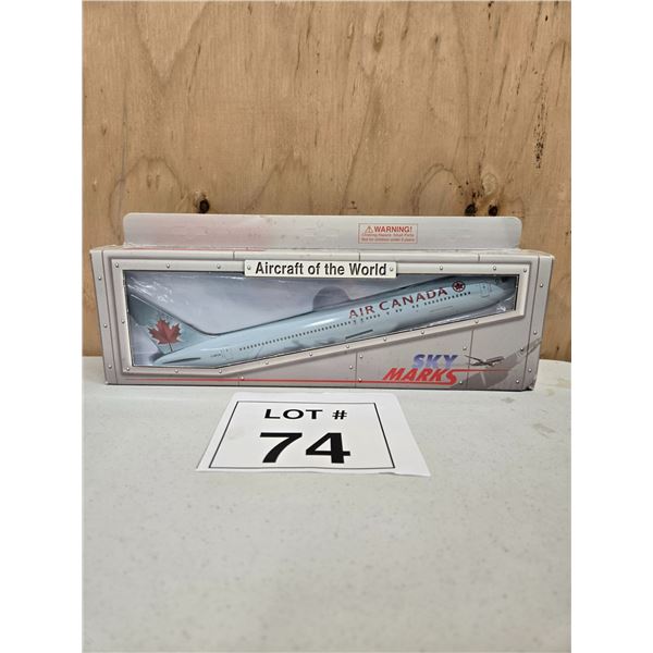 SKY MARKS / AIR CANADA BOEING 747 [DIE-CAST]