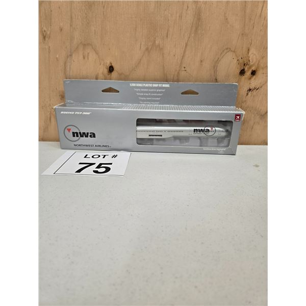 HOGAN / NORTHWEST AIRLINES BOEING 757-300 (1:200) [DIE-CAST]