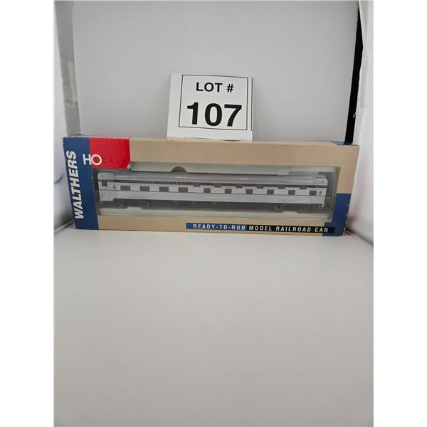WALTHERS / CANADIAN PACIFIC PASSENGER CAR (HO SCALE)