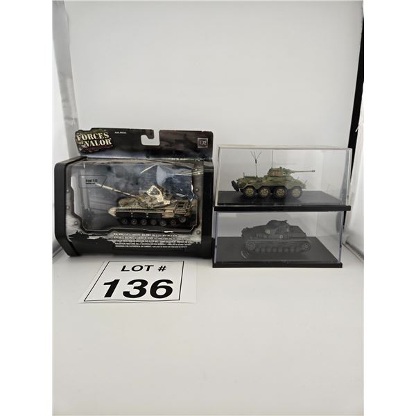 FORCES OF VALOR / WWII GERMAN ARMOR VEHICLE LOT (1:72)