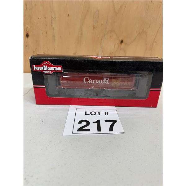 INTERMOUNTAIN / CANADA GRAIN COVERED HOPPER CPWX 606507 (HO SCALE)