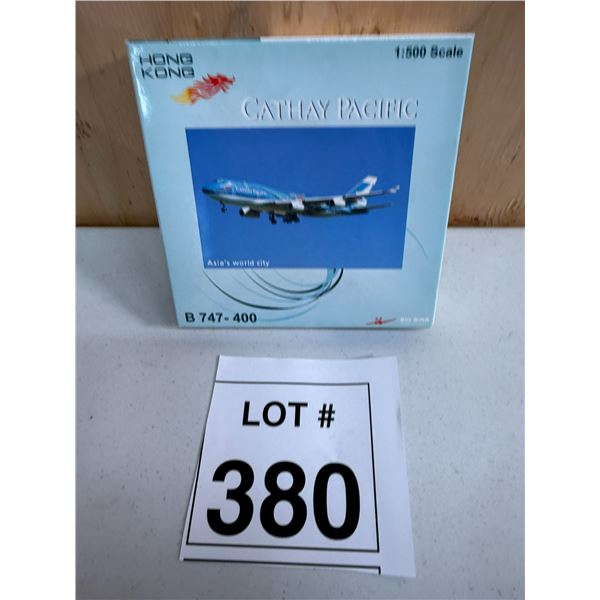 BIG BIRD / CATHAY PACIFIC BOEING 747-400 (1:500) [DIE-CAST]