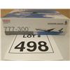 Image 2 : DRAGON WINGS / SINGAPORE AIRLINES 777-300 (1:400) [DIE-CAST]