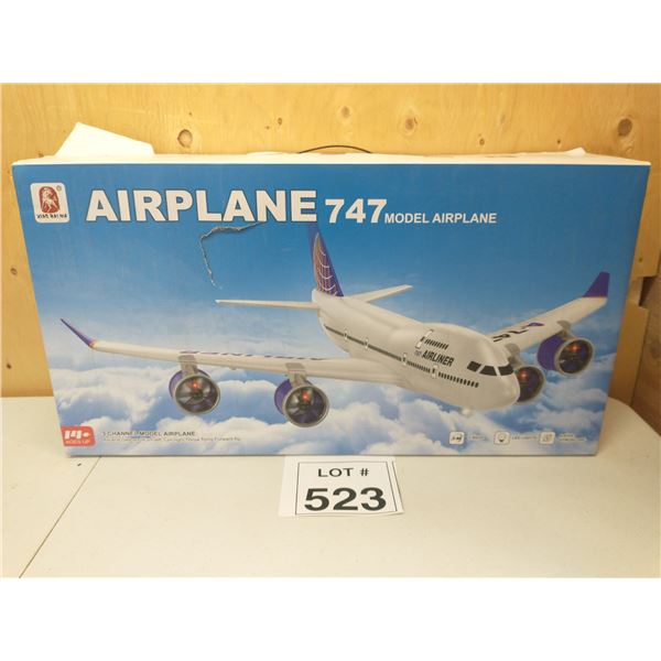 XIAO BAIMA / 747 MODEL AIRPLANE