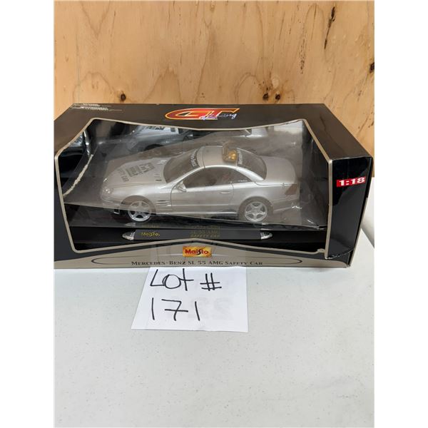MAISTO / MERCEDES-BENZ SL 55 AMG SAFETY CAR (1:18) [DIE-CAST]