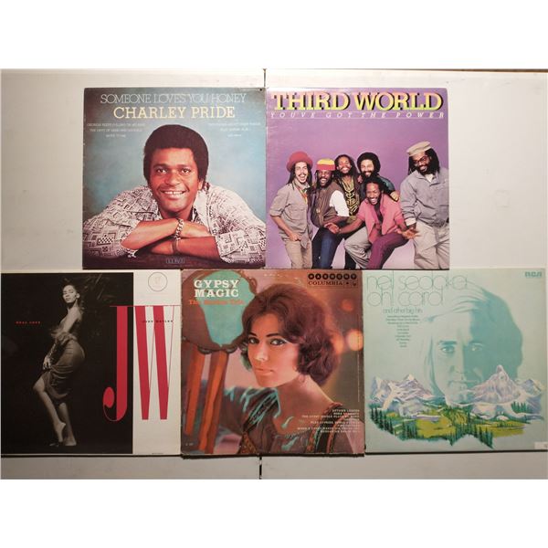 5 VINYL RECORD LOT – COUNTRY, REGGAE & POP VARIETY