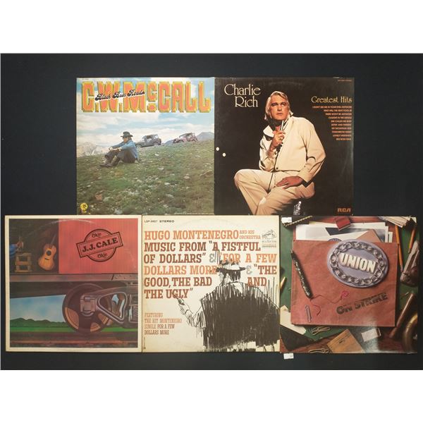 5 VINYL RECORD LOT – ROCK & SOUNDTRACK / J.J. CALE, CHARLIE RICH / 1960s–1970s / C