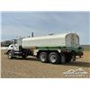 Image 4 : 2011 MACK GU813 T/A 5000 GAL WATER TRUCK