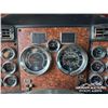 Image 15 : 2004 KENWORTH W900B T/A SLEEPER TRUCK TRACTOR