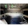 Image 27 : 2004 KENWORTH W900B T/A SLEEPER TRUCK TRACTOR