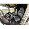 Image 10 : 2019 KENWORTH T800 T/A SLEEPER TRUCK TRACTOR