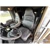 Image 11 : 2019 KENWORTH T800 T/A SLEEPER TRUCK TRACTOR