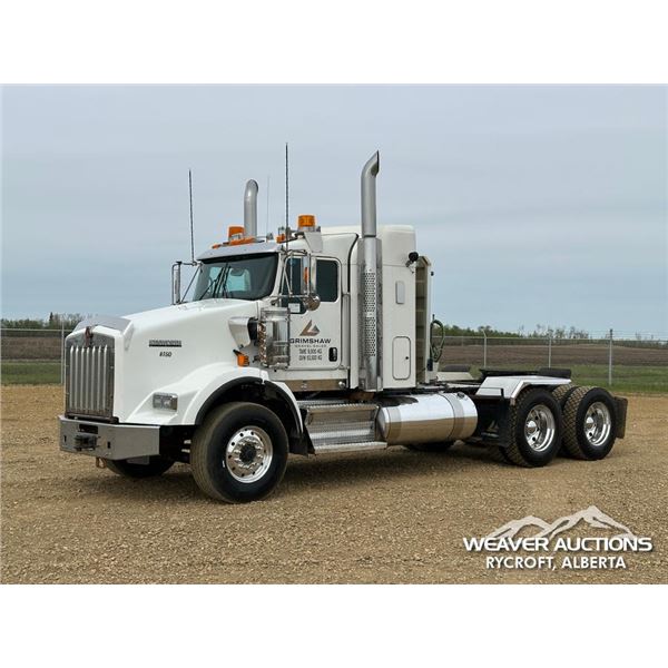 2019 KENWORTH T800 T/A SLEEPER TRUCK TRACTOR