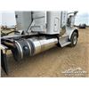 Image 76 : 2019 KENWORTH T800 T/A SLEEPER TRUCK TRACTOR