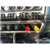 Image 22 : 2019 KENWORTH T800 T/A SLEEPER TRUCK TRACTOR