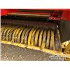 Image 12 : NEW HOLLAND 688 ROUND BALER