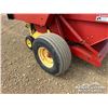 Image 30 : NEW HOLLAND 688 ROUND BALER