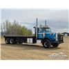 Image 3 : 1993 PETERBILT 357 T/A BED TRUCK