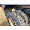 Image 54 : 1993 PETERBILT 357 T/A BED TRUCK