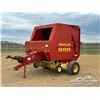 Image 1 : 1999 NEW HOLLAND 688 ROUND BALER