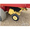 Image 23 : 1999 NEW HOLLAND 688 ROUND BALER