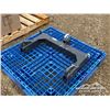 Image 3 : 3 PT. QUICK HITCH ADAPTER