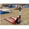 Image 4 : 4400 LBS INDUSTRIAL RED PALLET JACK
