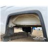 Image 12 : 8 FT. GMC 3500 BOX