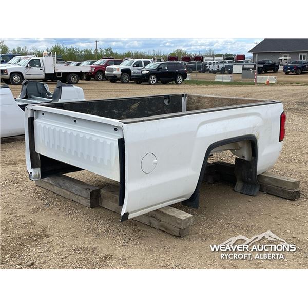 8 FT. GMC 3500 BOX