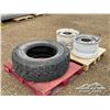 Image 2 : (2) 14 IN. SUPER SINGLE STEEL TRUCK RIMS W/TIRE