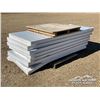Image 2 : (7) SHEETS OF INSULATED SKIRTING