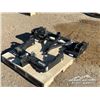 Image 1 : 3PT HITCH ATTACHMENTS & FEL QUICK ATTACH