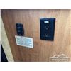Image 10 : 2011 FOREST RIVER ROCKWOOD 21FT T/A TRAVEL TRAILER