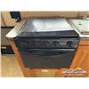 Image 12 : 2011 FOREST RIVER ROCKWOOD 21FT T/A TRAVEL TRAILER