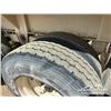 Image 36 : 1994 DECAP 40 FT. TRIDEM BOTTOM DUMP TRAILER