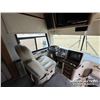 Image 11 : 2004 FREIGHTLINER ALPHA ROMEO 40 FT. S/A MOTORHOME