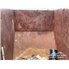Image 6 : 12 FT. STEEL HOOK BIN
