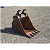 Image 2 : WBM 36 IN. TOOTH BUCKET