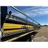 Image 18 : NEW HOLLAND 94C 30FT. DRAPER HEADER