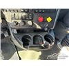 Image 25 : 2023 IHC LONESTAR T/A SLEEPER TRUCK TRACTOR