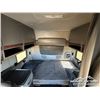 Image 26 : 2023 IHC LONESTAR T/A SLEEPER TRUCK TRACTOR