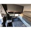 Image 27 : 2023 IHC LONESTAR T/A SLEEPER TRUCK TRACTOR