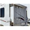 Image 12 : 2005 ULTIMATE EVOLUTION 10RSLB TRUCK CAMPER