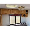 Image 19 : 2005 ULTIMATE EVOLUTION 10RSLB TRUCK CAMPER