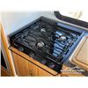 Image 28 : 2005 ULTIMATE EVOLUTION 10RSLB TRUCK CAMPER