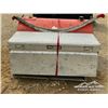 Image 10 : 400L TANK AND TOOL BOX