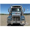 Image 2 : 2007 KENWORTH T800 TRI/A DUMP TRUCK