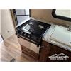 Image 25 : 2018 KEYSTONE OUTBACK 240URS T/A TRAVEL TRAILER